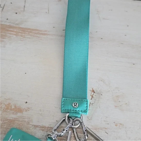 Lululemon Dual Pouch Wristlet - Picture 5 of 7
